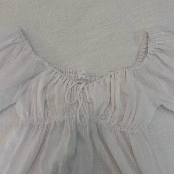 White Dress - Picture 3 of 4